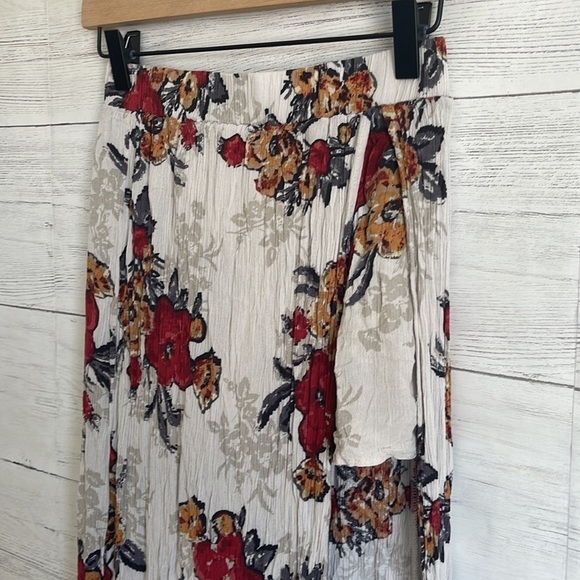 ILLA ILLA Floral Maxi Skirt l SIZE S - Picture 4 of 9